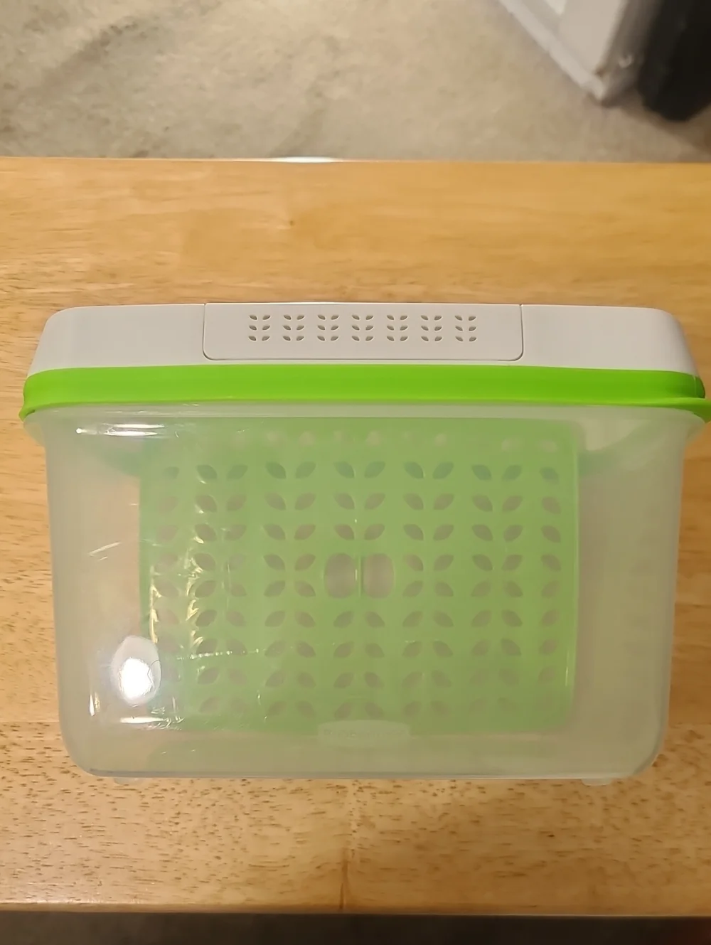 Airtight White and Green Food Storage Container with Drain Tray